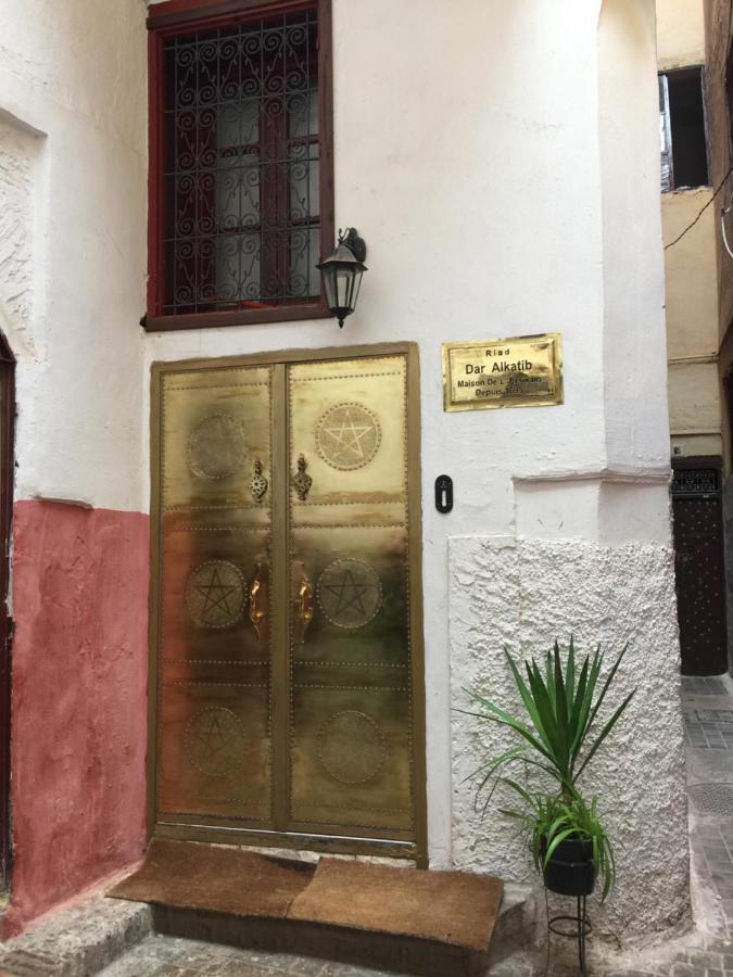 Riad Dar AlKATIB Meknès Bagian luar foto