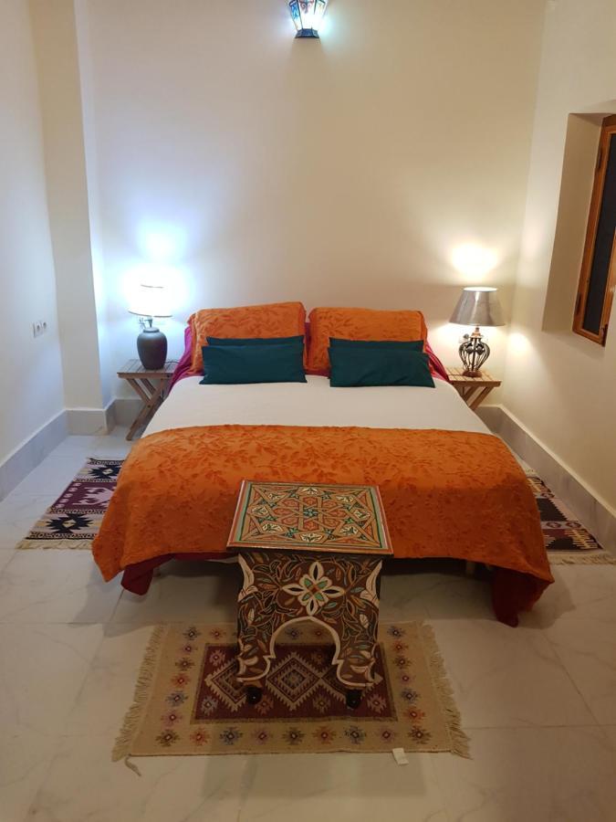Riad Dar AlKATIB Meknès Bagian luar foto